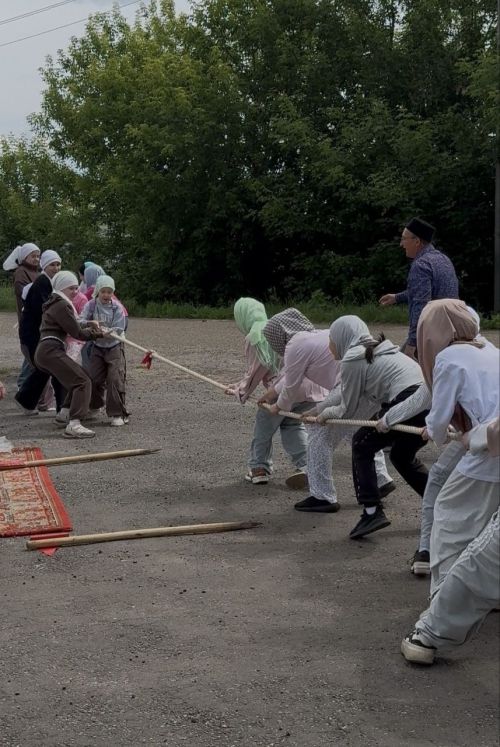 Дуслык, дин һәм тәрбия урыны     Илзирә Вәлиуллина язмасы