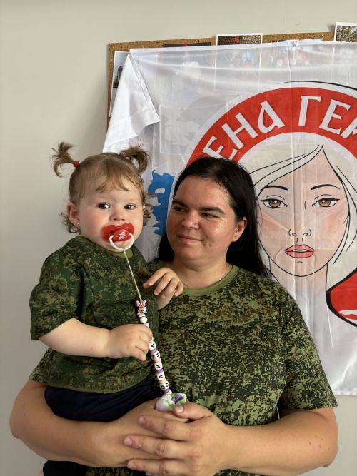 «Не для глянца, а для сердца»: в Лаишево на фотопроекте семьи бойцов нашли опору и тепло