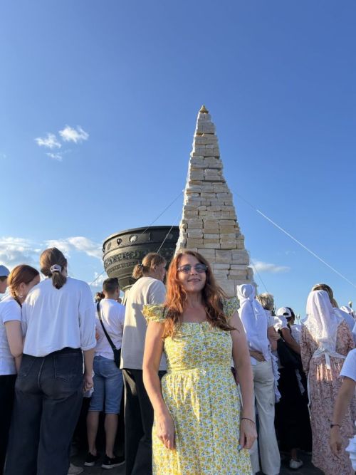 Чәкчәк манарасы «бөтен дөнья белән» ясалды