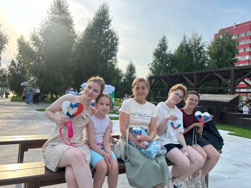 Лаишевцам вручили свидетельства о занесении на Доску Почета
