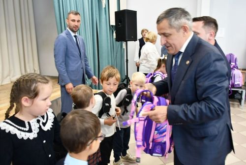 Ежегодная акция «Помоги собраться в школу» состоялась в Лаишевском районе