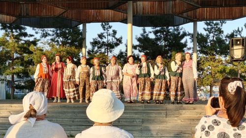 «Вечера на Камском море»