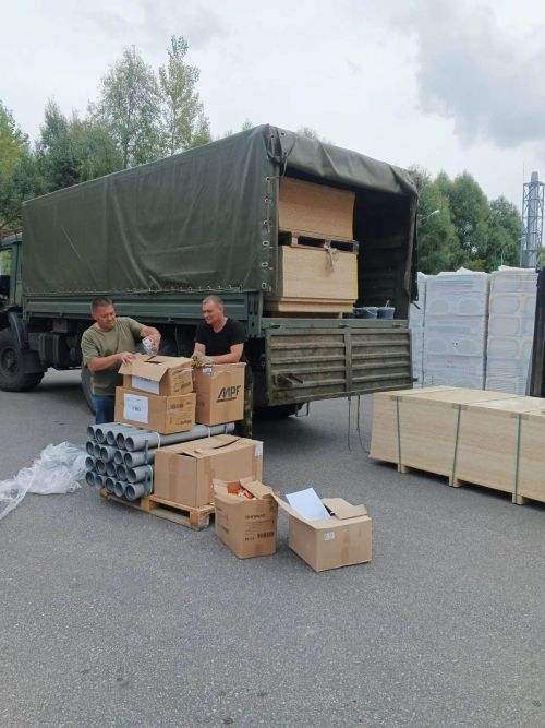Лаешлылар фронтка 39 нчы зур гуманитар ярдәм  озатты