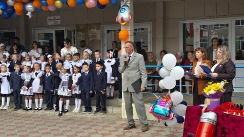 Новый учебный год в Лаишевском районе начался с торжественной линейки