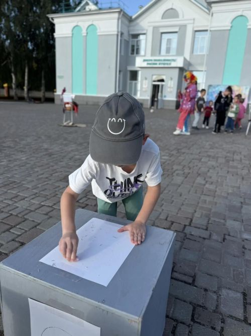 Нескучный старт: как в Никольском СДК зарядили школьников энергией перед учебным годом