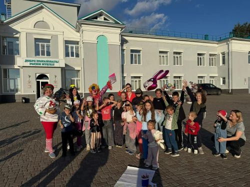 Нескучный старт: как в Никольском СДК зарядили школьников энергией перед учебным годом