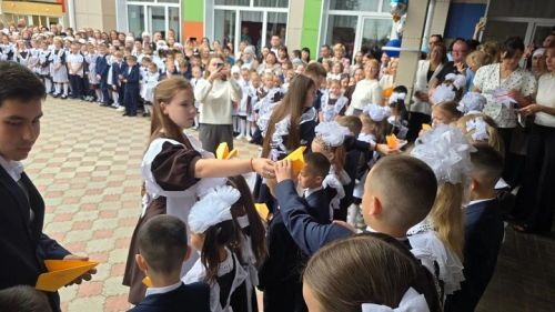 Новый учебный год в Лаишевском районе начался с торжественной линейки