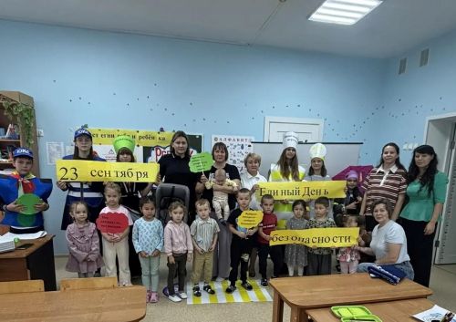 Юные инспекторы научили правилам безопасности воспитанников детского сада «Милэшкэй»