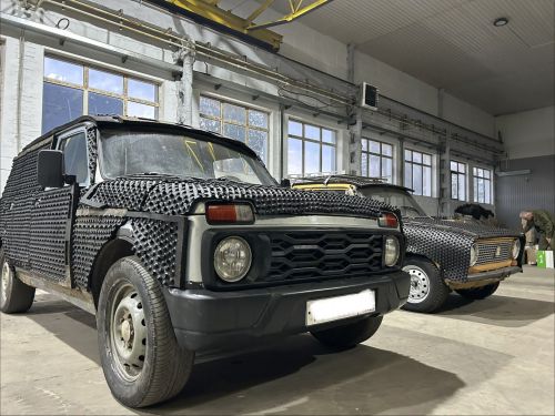 38‑й гуманитарный груз из Лаишевского района: «Нива» и ВАЗ‑2101 ушли на передовую