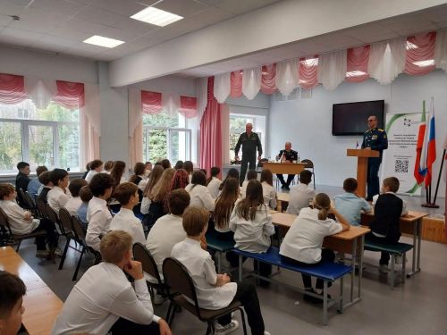 Подростков Лаишевского района учили распознавать угрозы