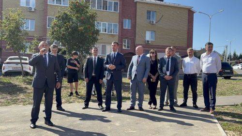 Лаешта яңартылган ишегалды тантаналы рәвештә ачылды