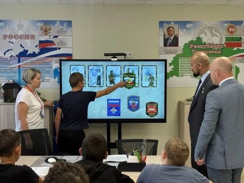 Россия Герое Расим Баксиков Лаеш терәлтү үзәге эшчәнлеге белән танышты
