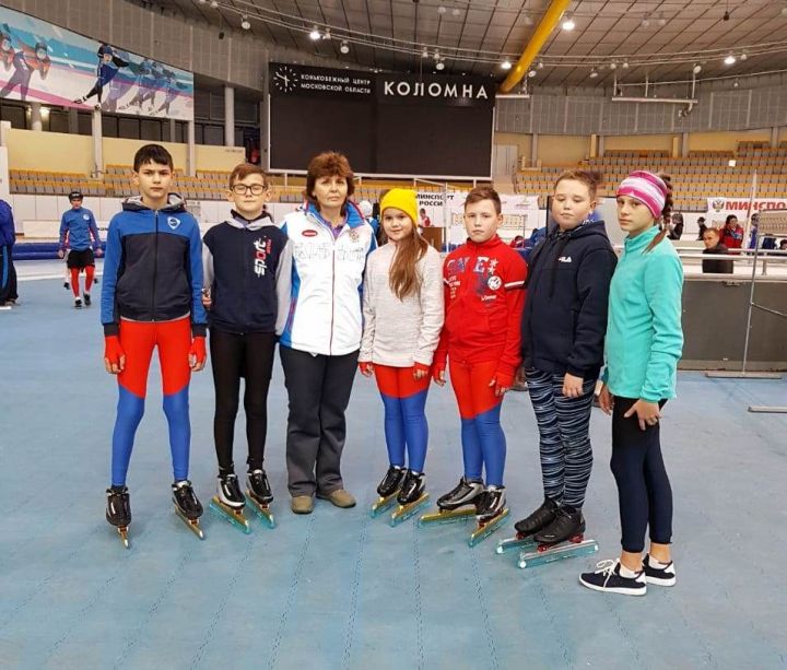 Лаишевские конькобежцы уехали на учебно-тренировочные сборы