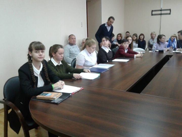 Школьница из Лаишевского района приняла участие в Республиканской конференции