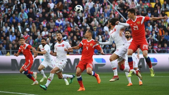 Футбол. Сборная России сыграла вничью с Турцией