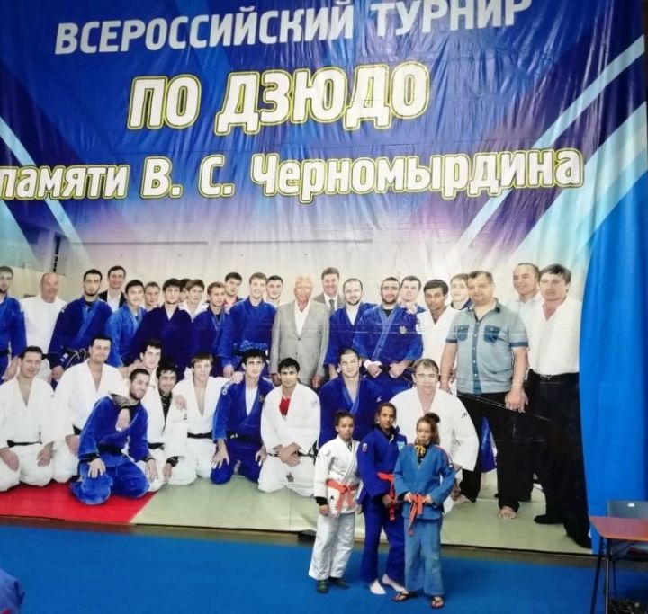 На всероссийских соревнованиях по дзюдо воспитанницы ДЮСШ Лаишевского района вошли в десятку сильнейших