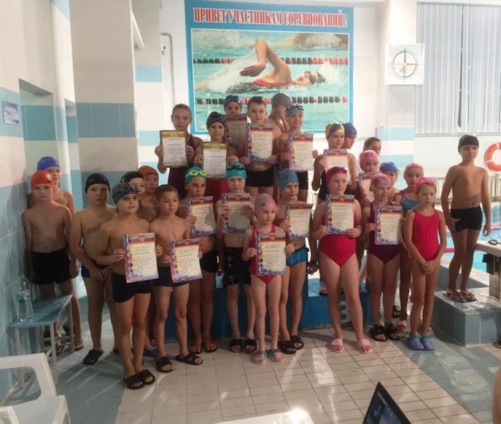 Юные пловцы соревновались в лаишевском бассейне