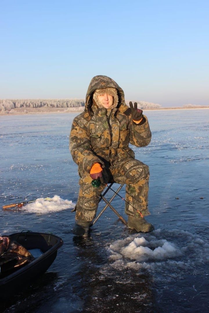 Накануне в Лаишевском районе прошли первые соревнования по подлёдному лову на реке Меша.