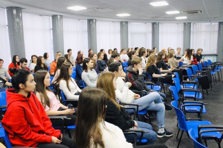 Казанских студентов в Лаишевском районе учат быть первыми