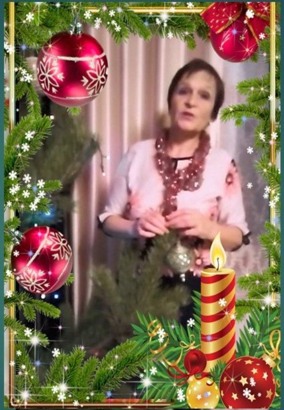 Дятлово поздравляет жителей Лаишевского района с Новым годом. Зав. аптекой Татьяна Гречухина