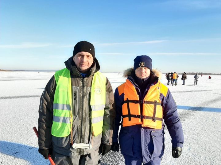 Лаишевцев предупреждают об опасности выхода на лед