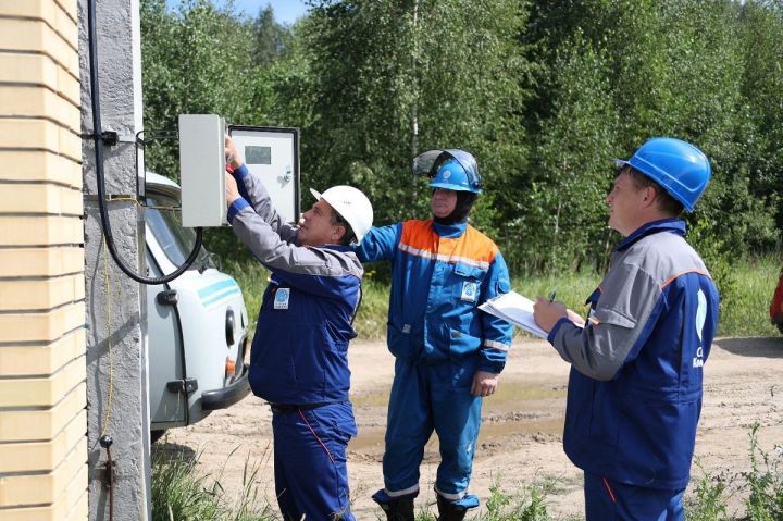 В Лаишеве проводятся ремонтные работы на объектах электросетевого хозяйства