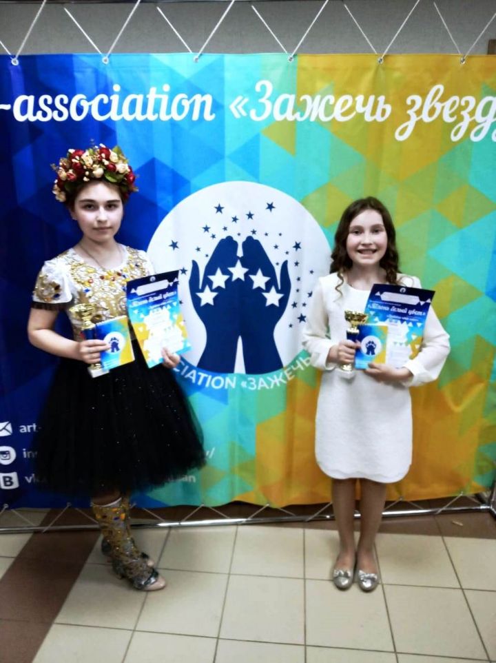 Большекабанские школьницы с успехом выступили на Международном фестивале-конкурсе