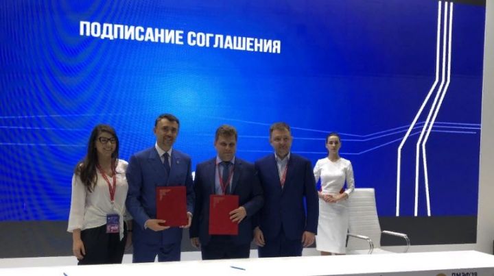 Подписано соглашение о взаимодействии Минмолодежи РТ и Национальным советом молодежных и детских объединений России