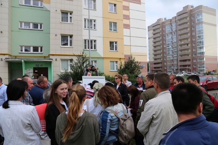 «Единая Россия» начала обсуждать стандарт двора вместе с жителями
