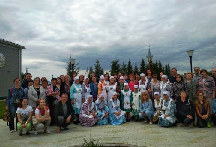 Участники Всемирного конгресса антропологов, этнологов и  этнографов познакомились с культурой Лаишевского района