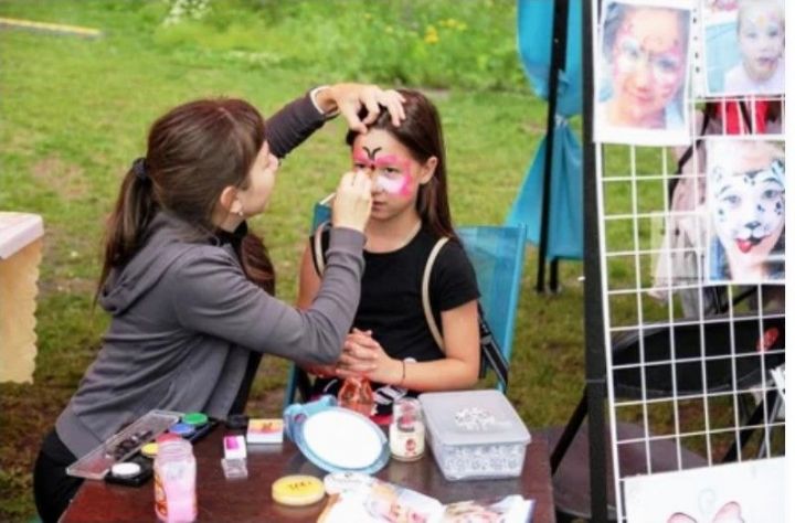 «Выйти из тени»: в Казани впервые проходит Фестиваль самозанятых