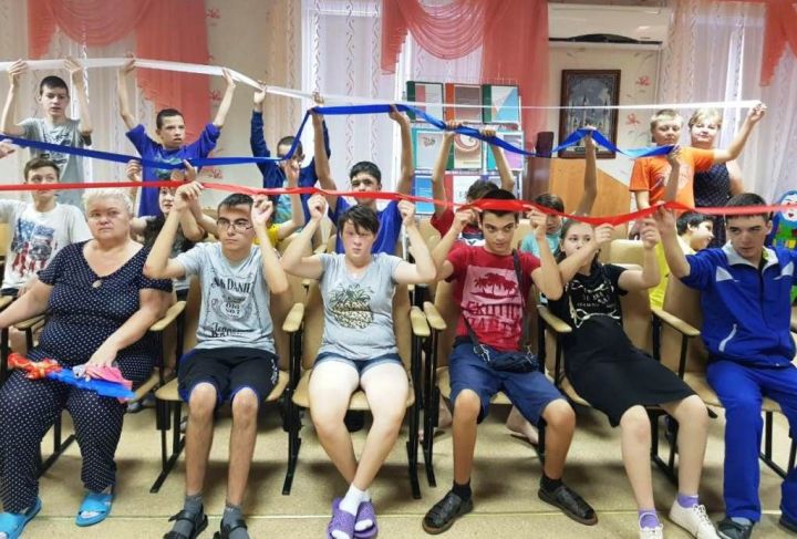 Дети Лаишевского района узнали много нового о государственном флаге России