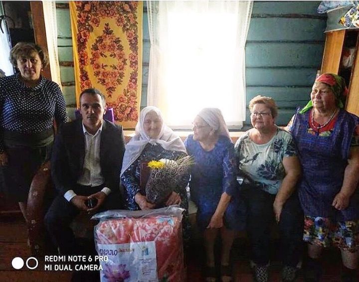 Долгожительница из Лаишевского района отметила 90-летний юбилей