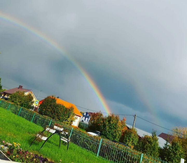 Красивую радугу сфотографировали в Лаишевском районе