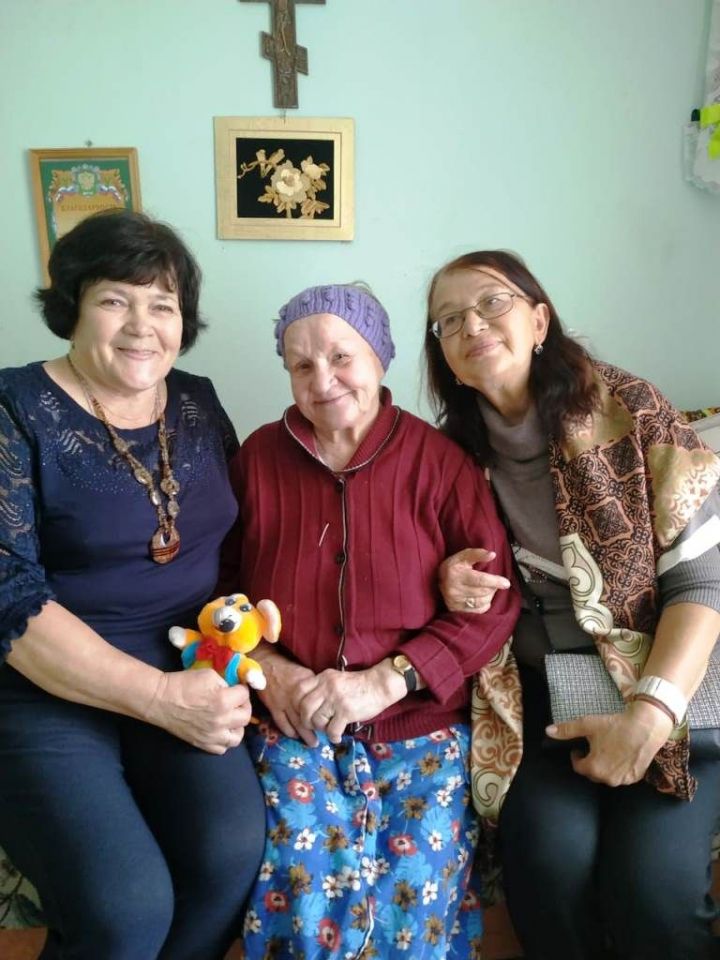 Лаишевцы навестили престарелых в Новошешминске