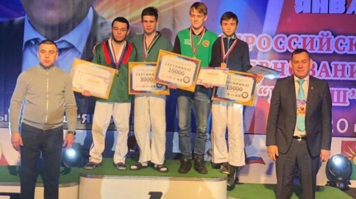 Лаишевские борцы – призеры Всероссийских соревнований