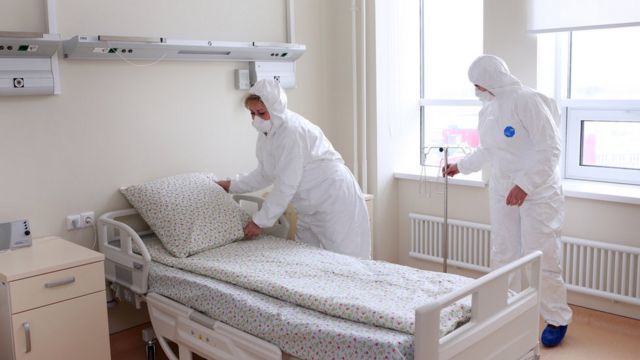 Сегодня зарегистрировано два случая смерти от коронавирусной инфекции в Татарстане.
