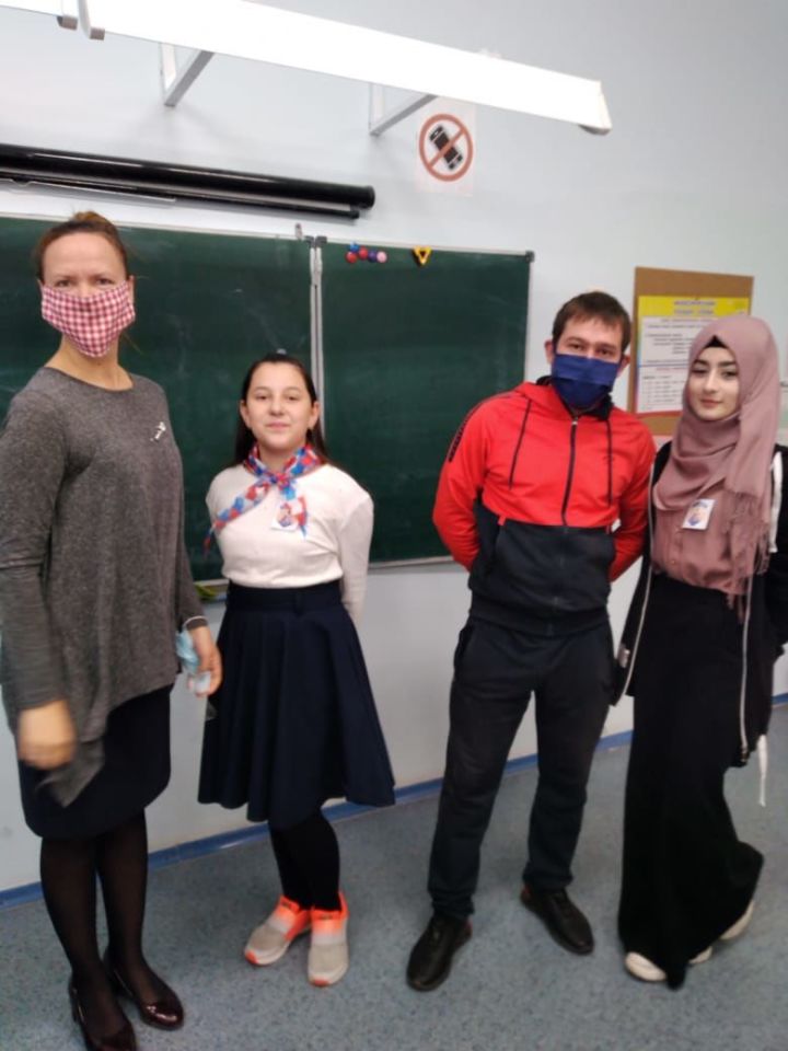 Школьники Лаишевского района поддержали учителей в период пандемии