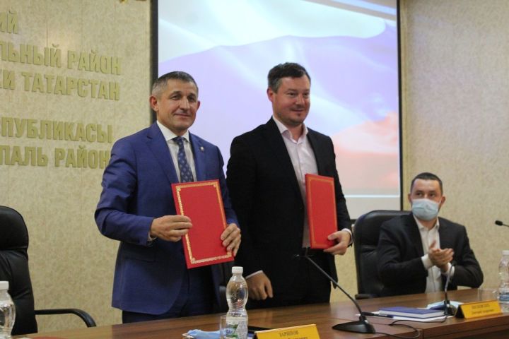 Лаишевский район и Сысертский городской округ Свердловской области подписали соглашение о сотрудничестве