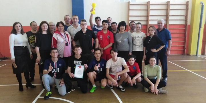В Лаишевском районе прошел товарищеский турнир по волейболу