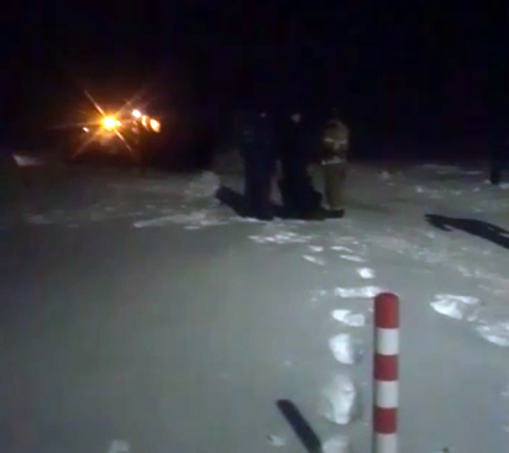 В шести километрах от Лаишева на льду разбился вертолет депутата Госдумы
