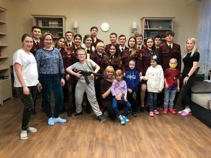 Кадеты Лаишевского района встретились с детьми, проживающими в «Доме Рональда Макдональда»