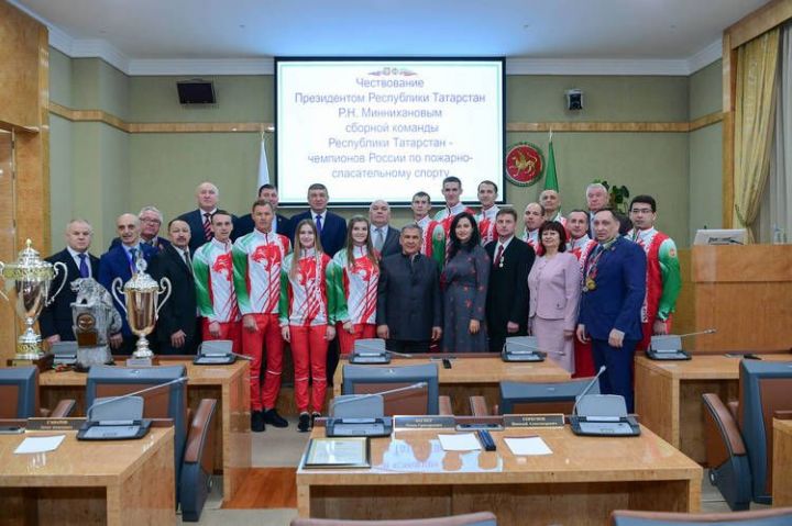 Спасатели Татарстана хотят видеть Минниханова в качестве кандидата на выборах главы региона