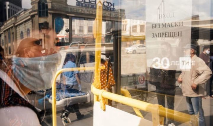 Поездка в автобусе за 4 тысячи: В Казани проверили, как пассажиры носят маски