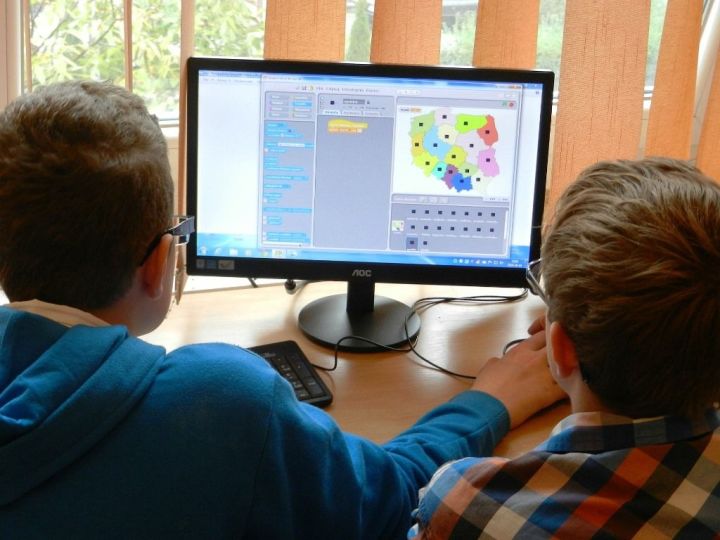 Все школы Татарстана подключат к высокоскоростному Интернету