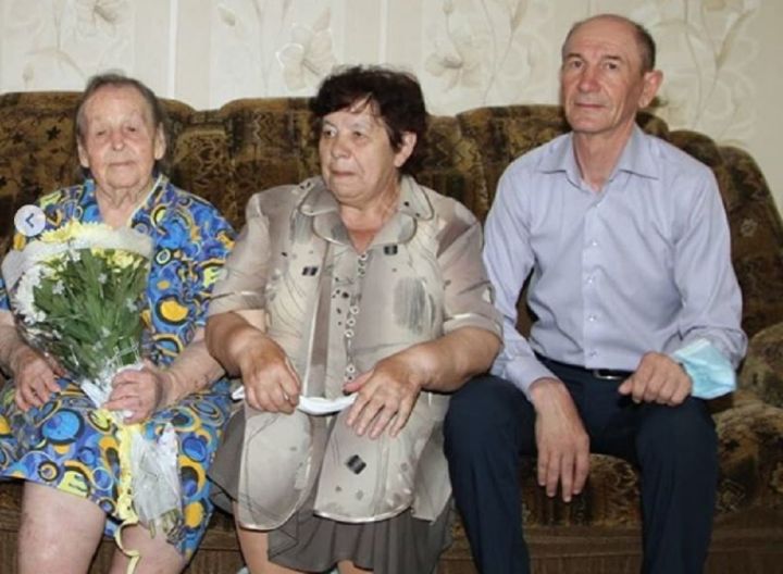Ветеран труда, живущая в городе Лаишево, отметила 90-летие