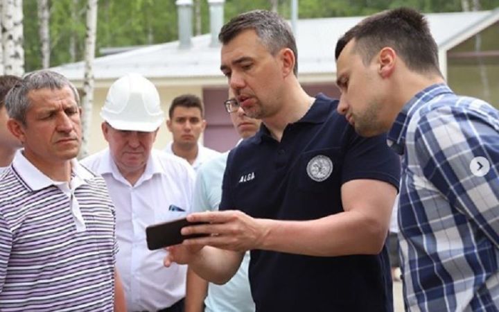 Министр по делам молодежи РТ оценил готовность лагеря в Лаишевском районе