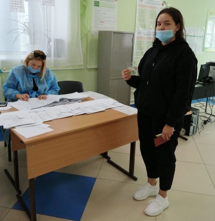 Жительница Лаишевского района голосует впервые