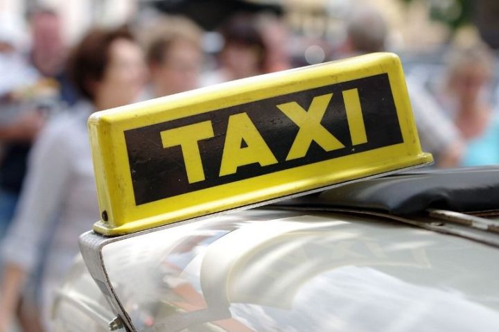 Наказано более 1500 таксистов - нетрезвые, на машинах с неисправными тормозами, без прав...
