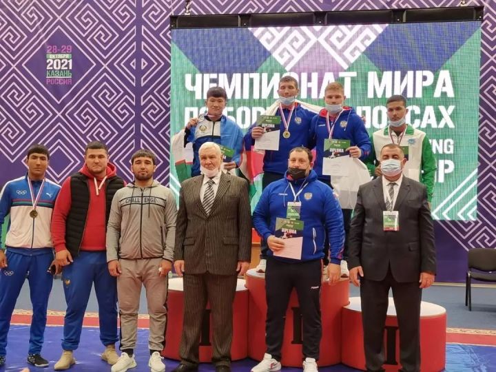 Динар Каримуллин занял 3 место на чемпионате мира по борьбе на поясах